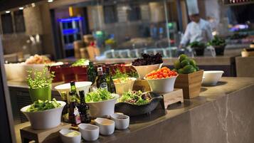 3 restaurants, breakfast, lunch, dinner served; Mediterranean cuisine