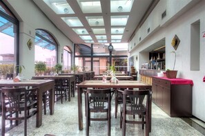 Italian cuisine - Travel Inn Osasco (Osasco)