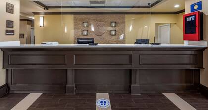 Comfort Inn & Suites El Dorado