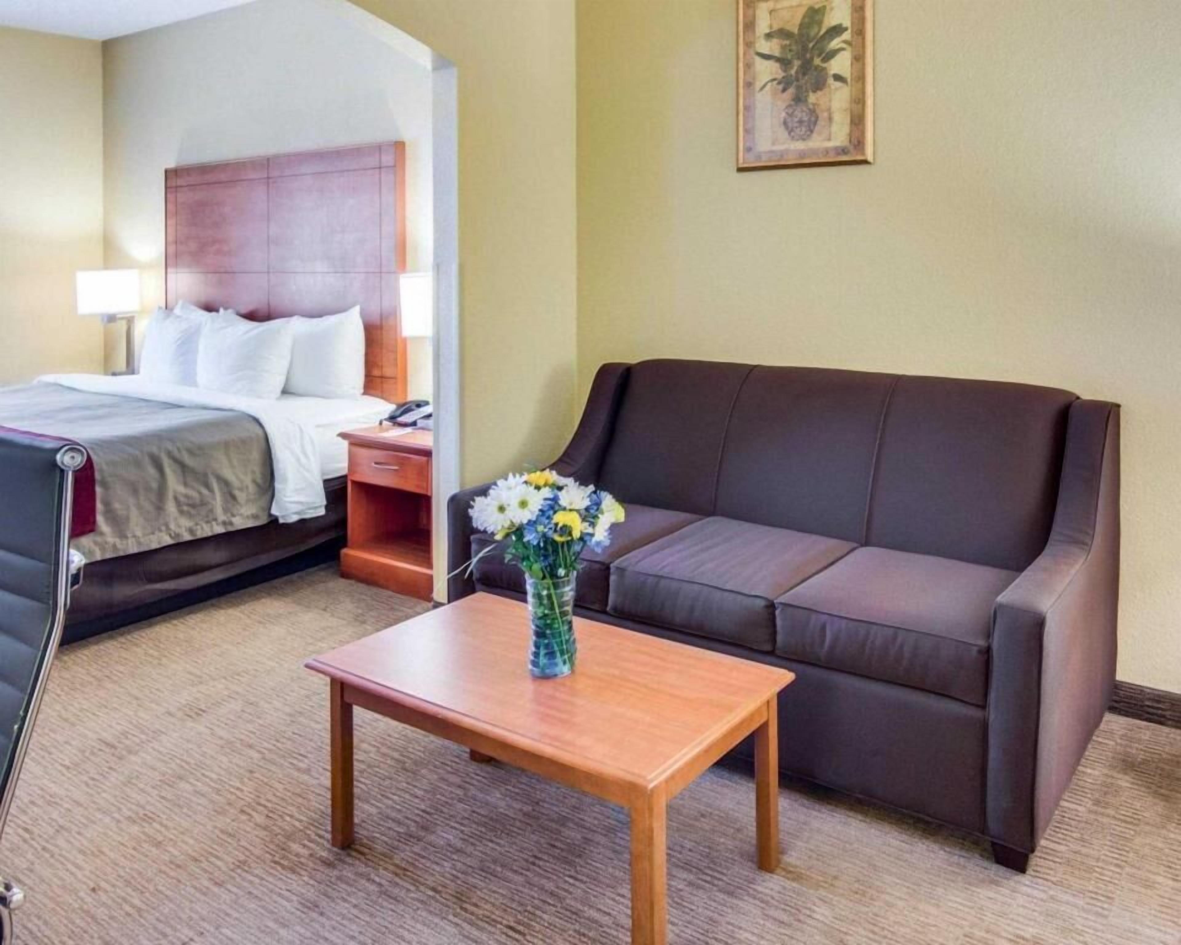 Skrivebord, strygejern/strygebræt, gratis Wi-Fi, sengetøj