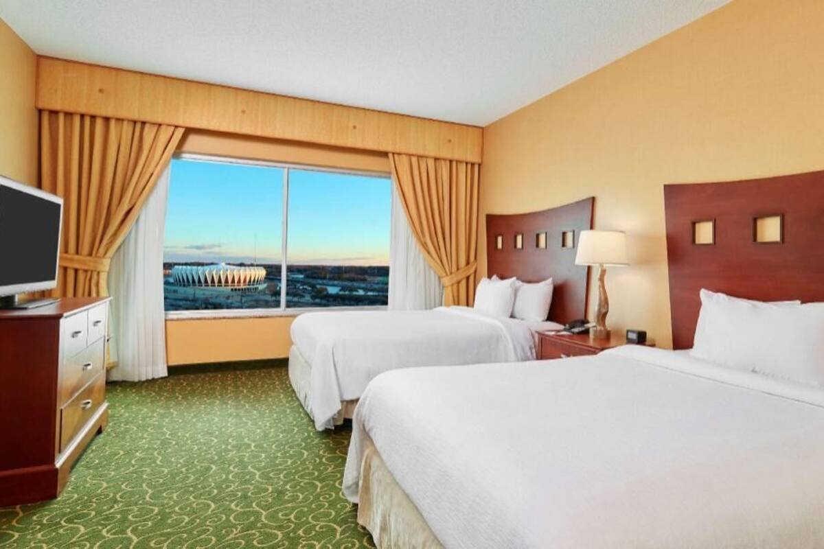 1 bedroom, premium bedding, in-room safe, desk