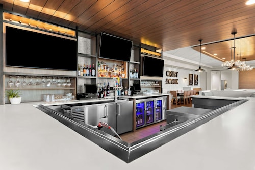 Hilton Garden Inn Suffolk Riverfront