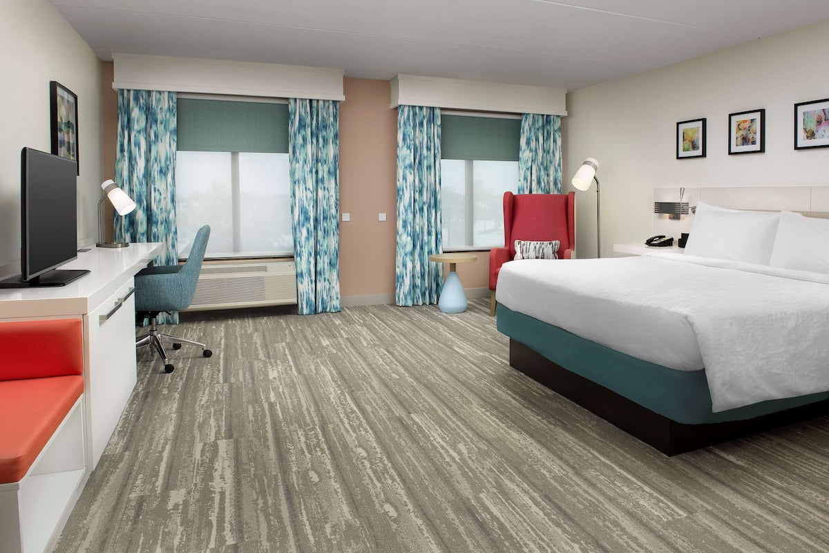 Standard Room, 1 King Bed, Accessible | Hypo-allergenic bedding, desk, laptop workspace, iron/ironing board