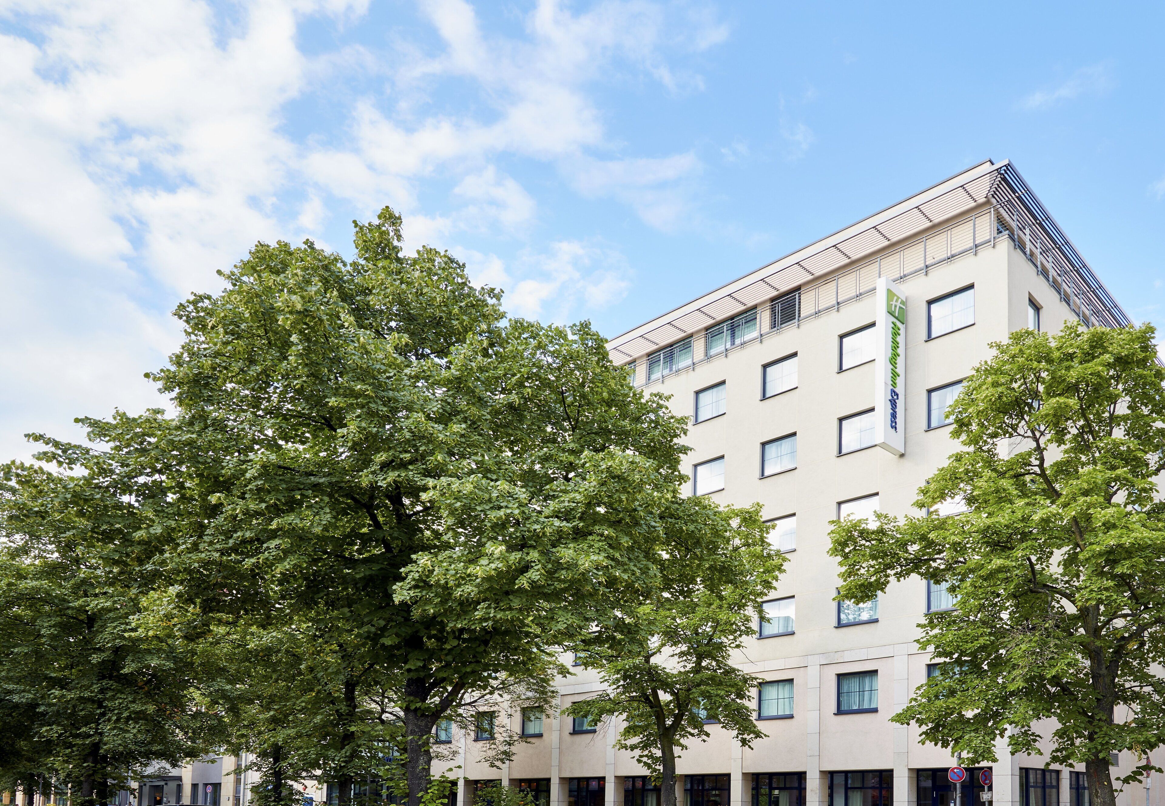 Photo - Holiday Inn Express Berlin City Centre by IHG