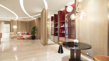 Hot tub, body treatments, aromatherapy, hot stone massages