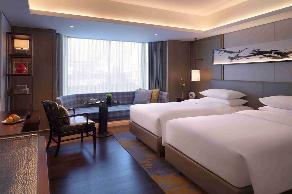 Ropa de cama de alta calidad y minibar