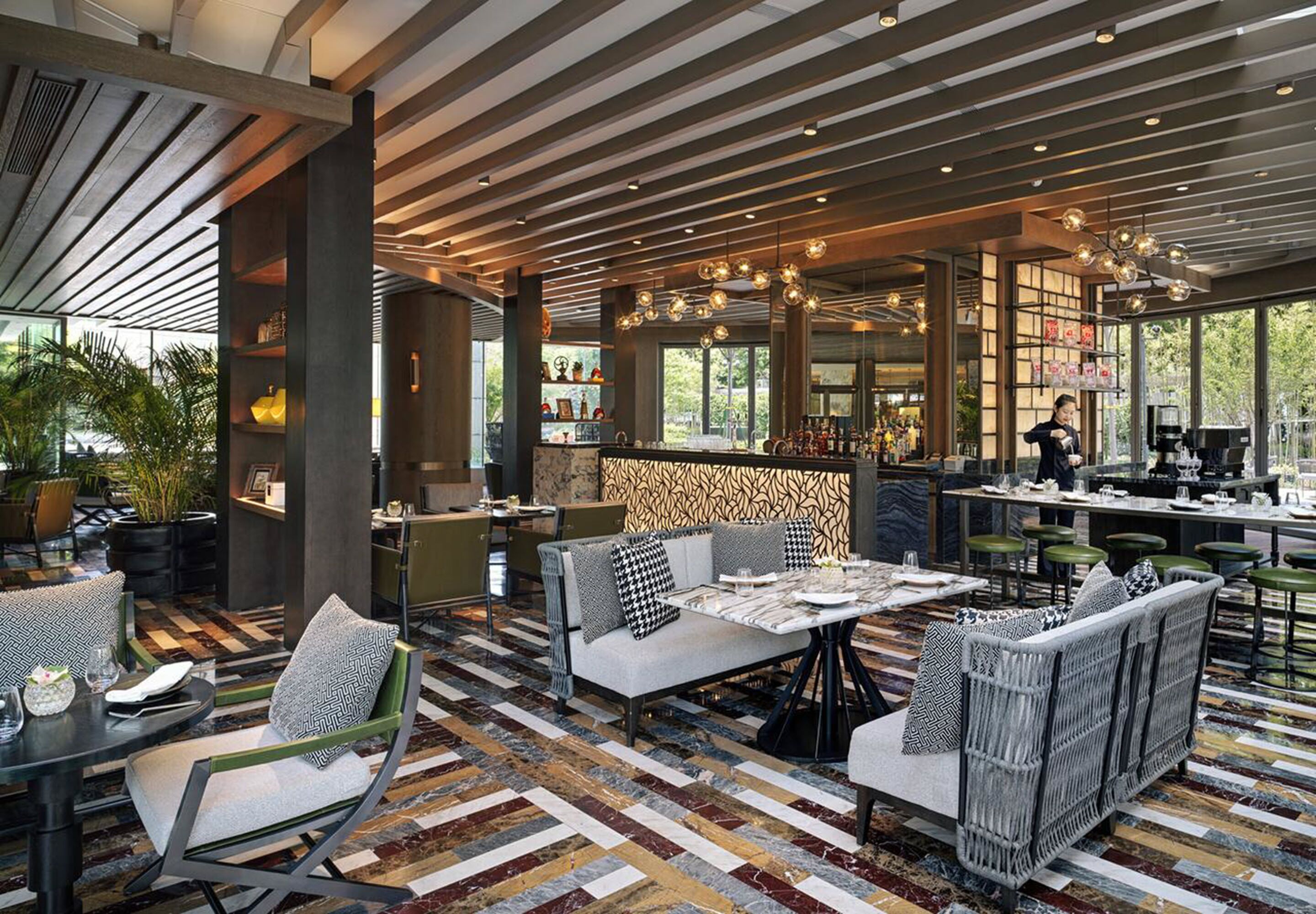 5 restaurants, breakfast, lunch, dinner served; italian cuisine