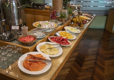 Restaurant. Hotel Cecilia