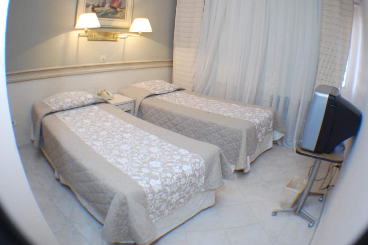 2 Schlafzimmer, Minibar, Zimmersafe, individuell dekoriert