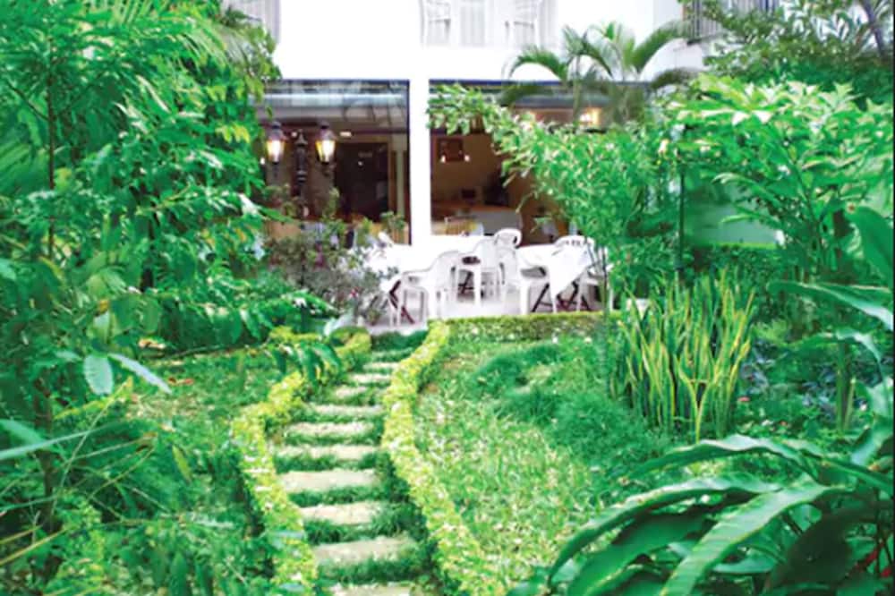 Hotel Palmas del Sol