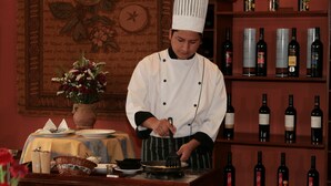Breakfast, lunch and dinner served  - Los Parrales Resort Hotel (Tarija)