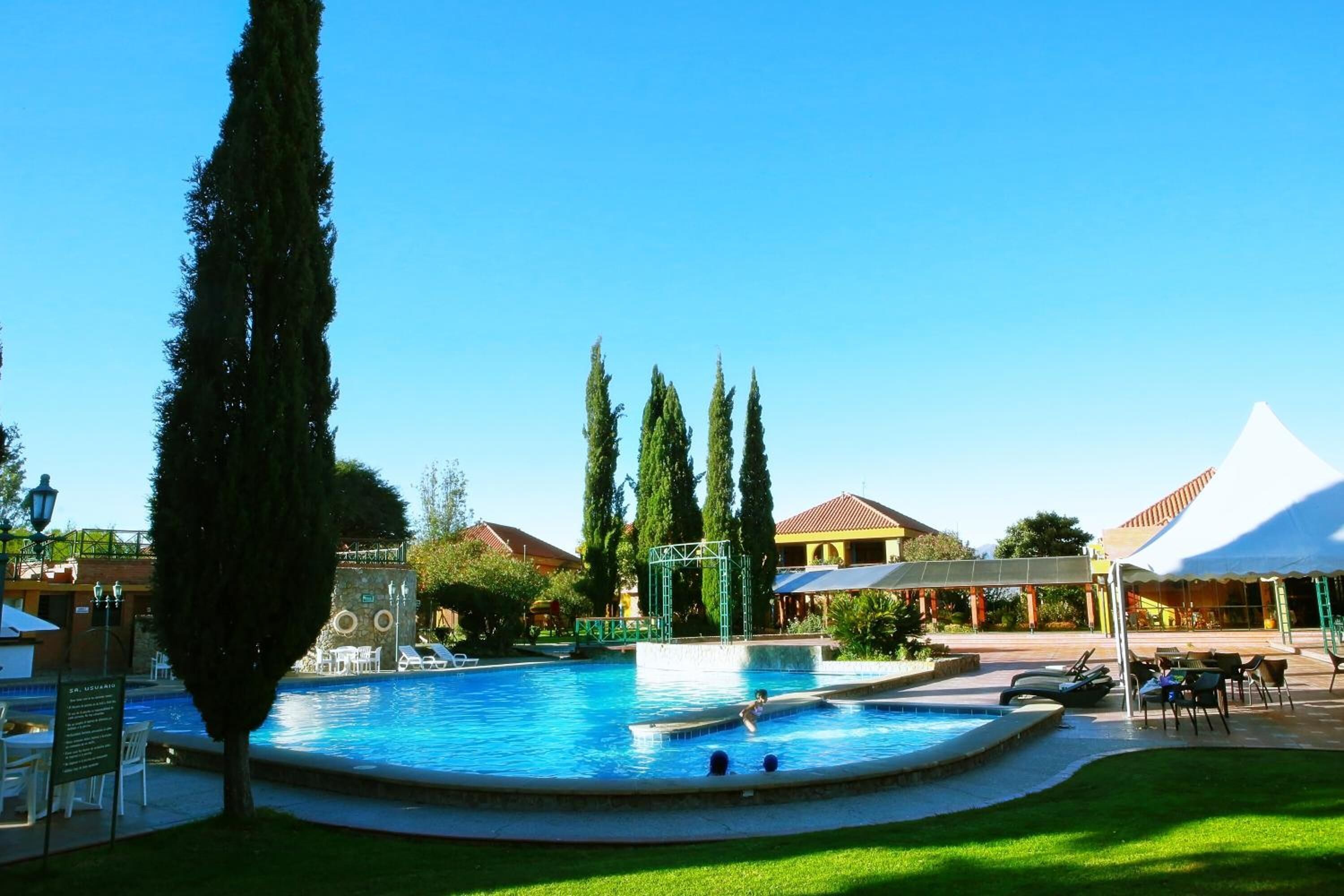 Foto - Hotel Los Parrales