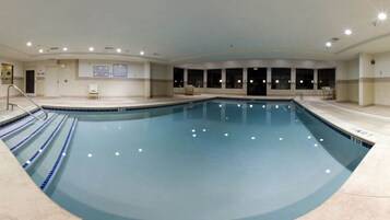 Una piscina techada