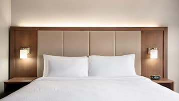 In-room safe, desk, iron/ironing board, free WiFi
