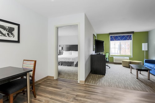 Holiday Inn Express Lancaster by IHG