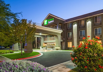 Holiday Inn Express Lancaster by IHG