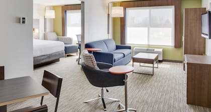 Holiday Inn Express & Suites Chickasha by IHG