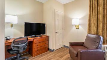Desk, iron/ironing board, WiFi (free), bed sheets