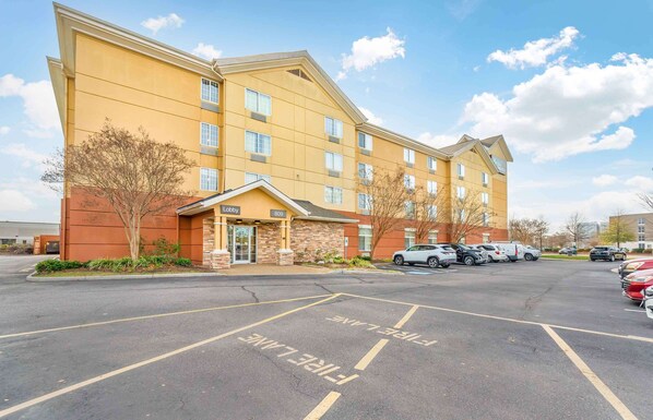 Exterior - Extended Stay America Suites Chesapeake Greenbrier Circle (Chesapeake)