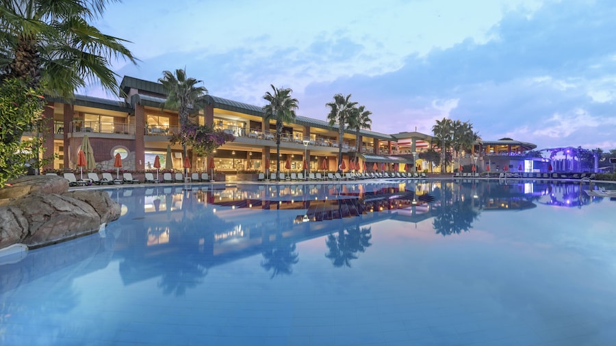 Pine Beach Belek - All Inclusive
