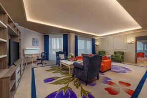 De Luxe Suite | Ropa de cama de alta calidad y minibar 