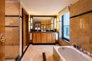 Suite Premium, 1 chambre | Salle de bain