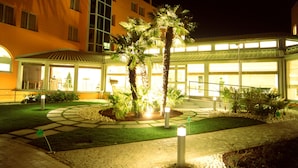Unclassified image, 3 of 15, button - Ramada Malpensa Hotel (Oleggio)