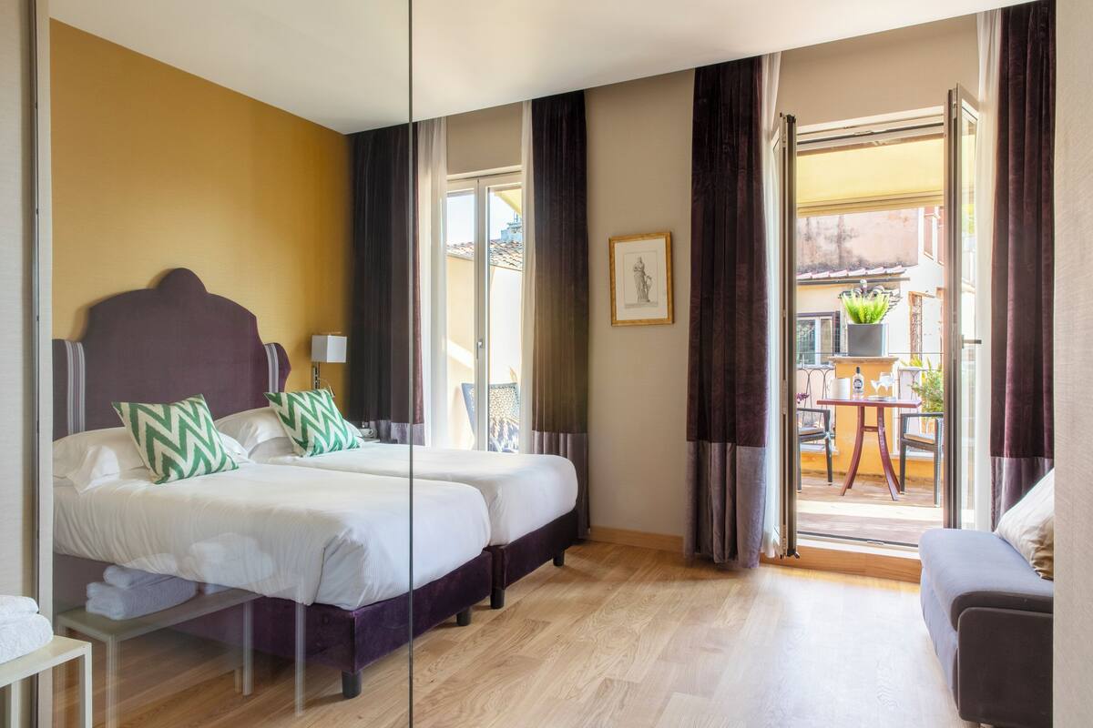Deluxe Double or Twin Room with Terrace, City View | Premium bedding, down comforters, pillowtop beds, minibar