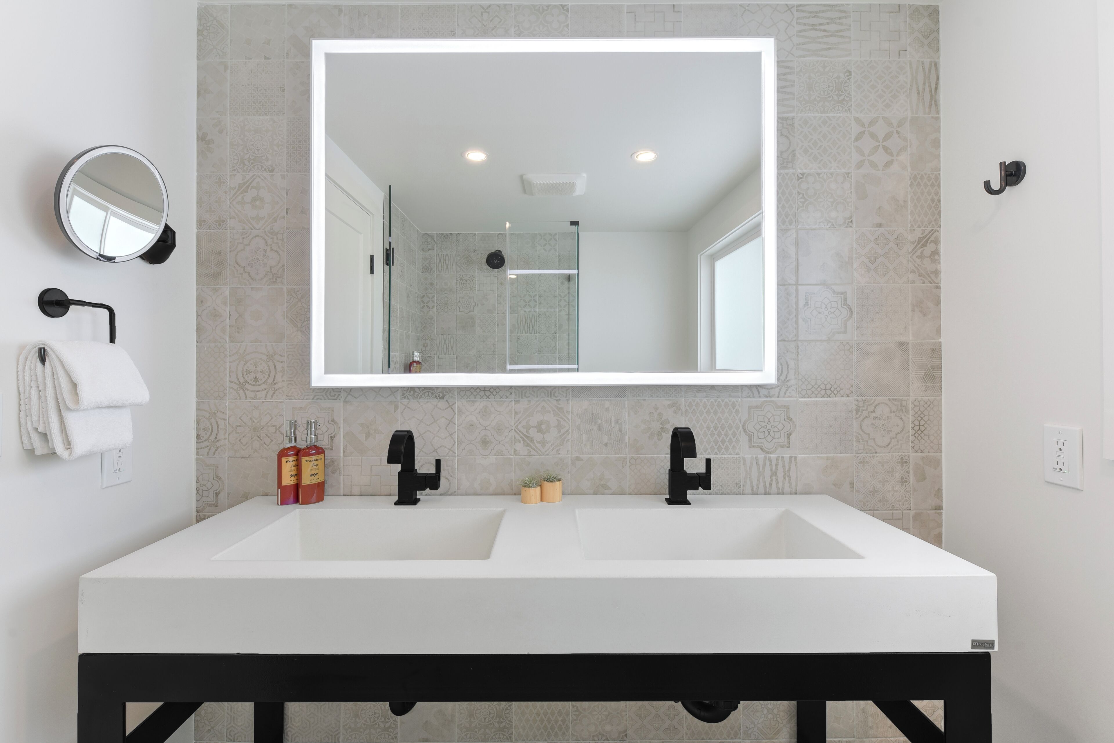 premium suite, 1 bedroom, balcony, ocean view | bathroom | shower, eco-friendly toiletries, hair dryer, towels