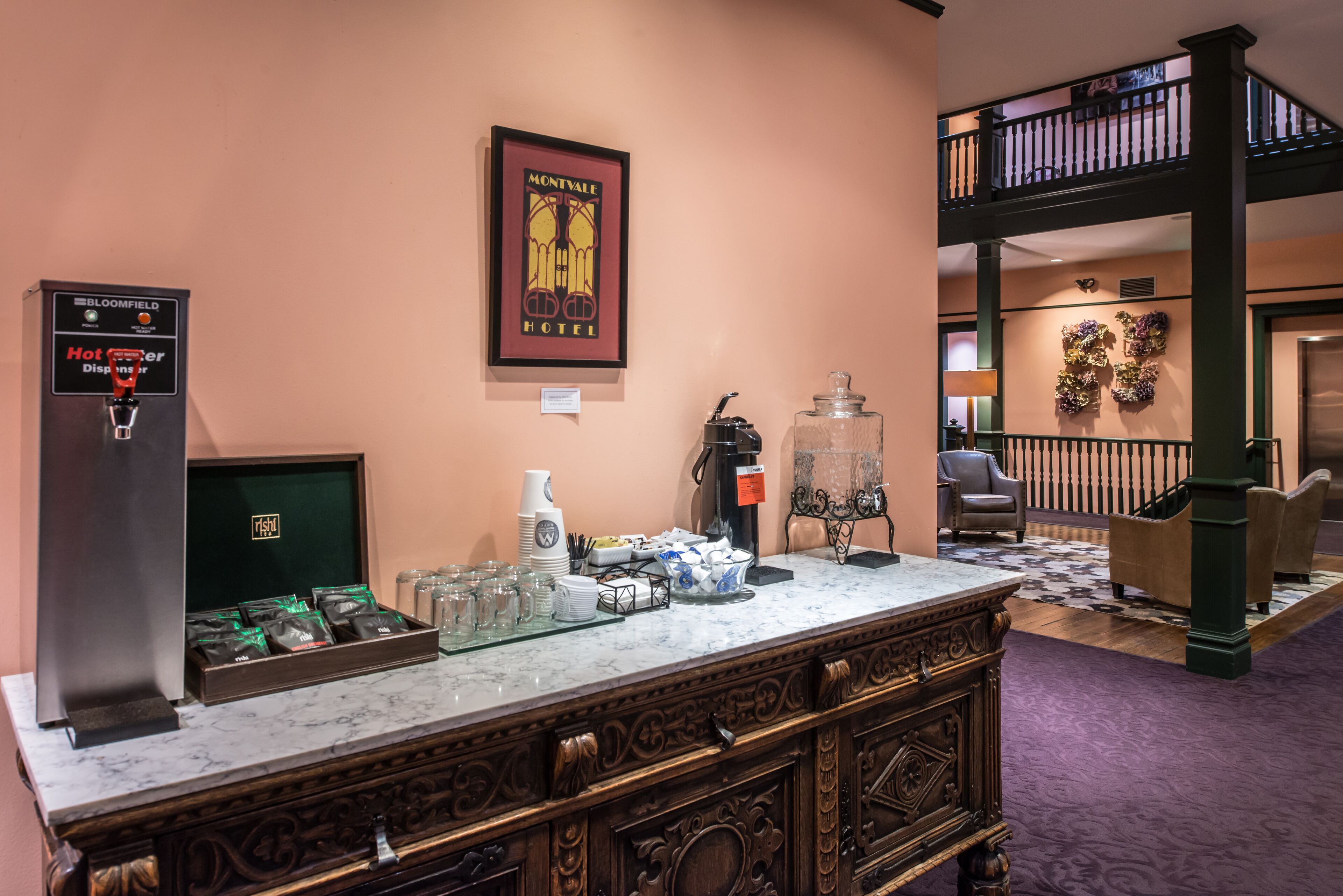 Foto - Montvale Hotel