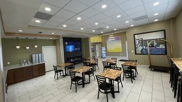 Free daily on-the-go breakfast