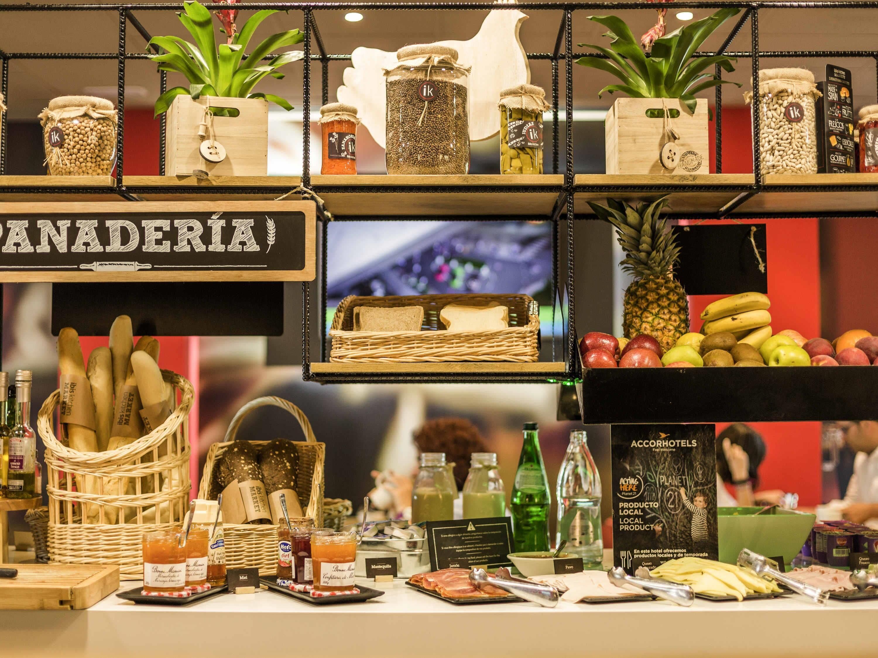 Daily buffet breakfast (EUR 9.90 per person)