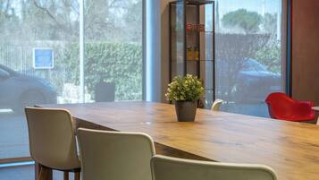 Àrea amb seients del vestíbul