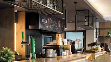 Bar (en la propiedad)