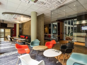 Bar (in der Unterkunft)