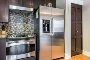 Standard Suite, 2 Bedrooms, Non Smoking | In-room safe, blackout drapes, iron/ironing board, bed sheets