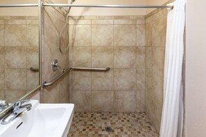 Accessible bathroom - Super 8 by Wyndham Garland/Rowlett/East Dallas Area (Garland)