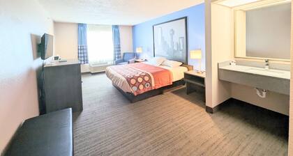 Super 8 by Wyndham Garland/Rowlett/East Dallas Area