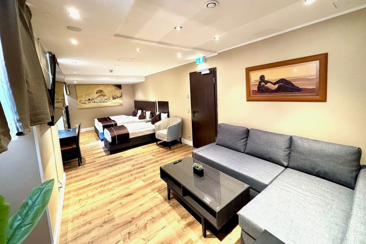 Exclusive Studio Suite