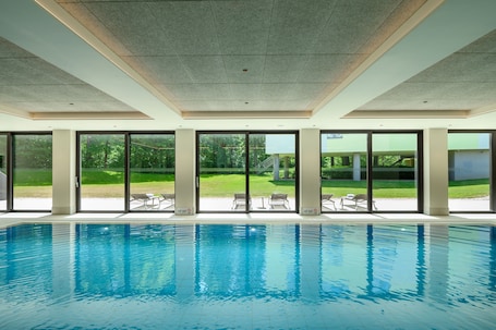 Indoor pool, open 7:00 AM to 9:30 PM, sun loungers. Four Points by Sheraton Ljubljana Mons