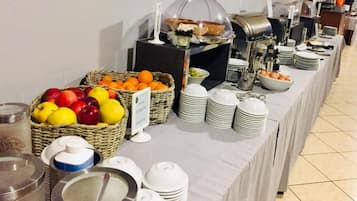 Päivittäinen buffetaamiainen maksusta