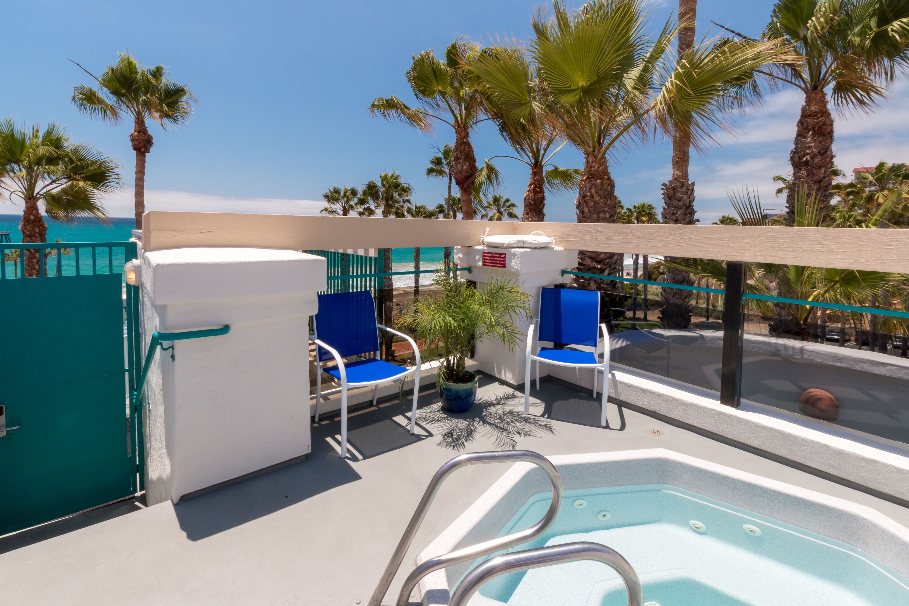 Tina de hidromasaje al aire libre