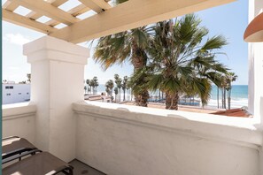 Standard Studio Suite, Non Smoking, Ocean View | Terrace/patio - San Clemente Cove (San Clemente)