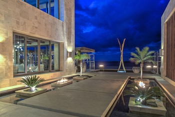 4 restaurants, breakfast, lunch, dinner served; sushi at Pueblo Bonito Pacifica Golf & Spa Resort -All Inclusive-Adult Only