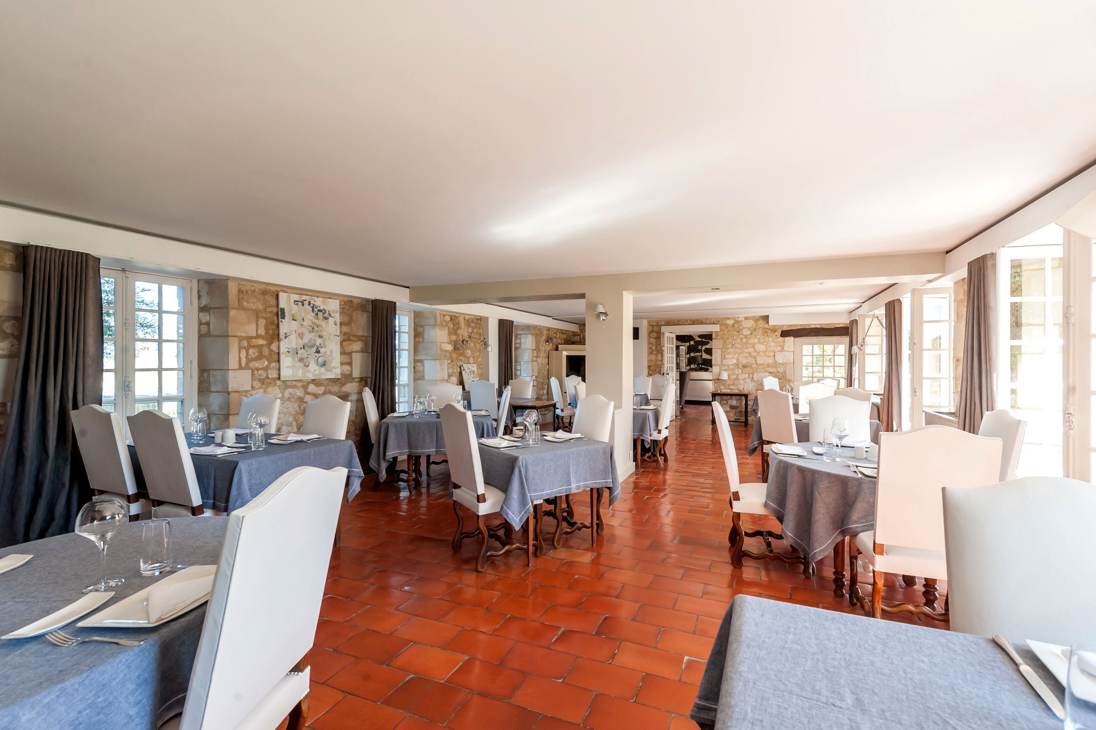 breakfast, lunch, dinner served; french cuisine, al fresco dining