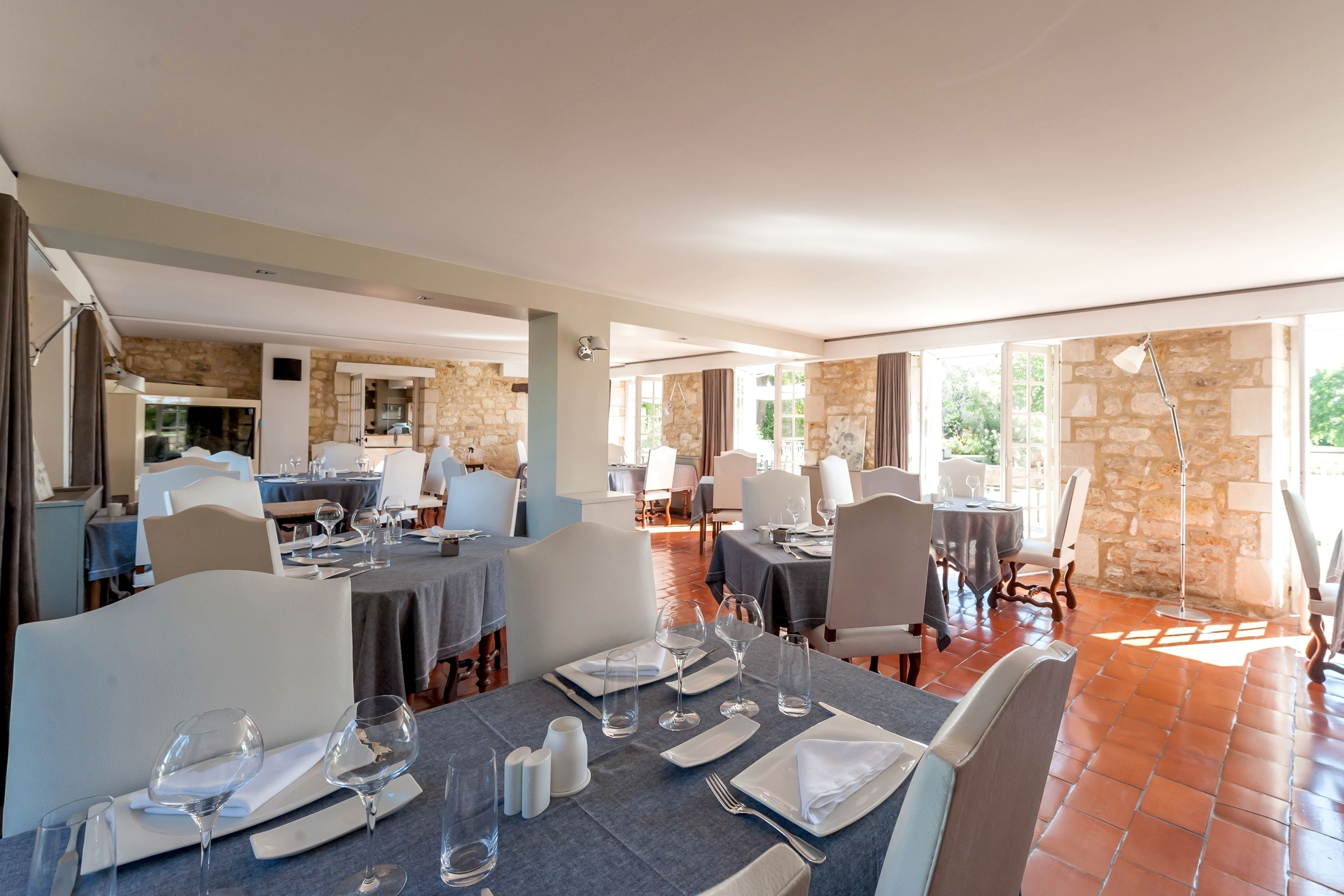 breakfast, lunch, dinner served; french cuisine, al fresco dining