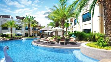 1 bedroom, minibar, in-room safe, desk