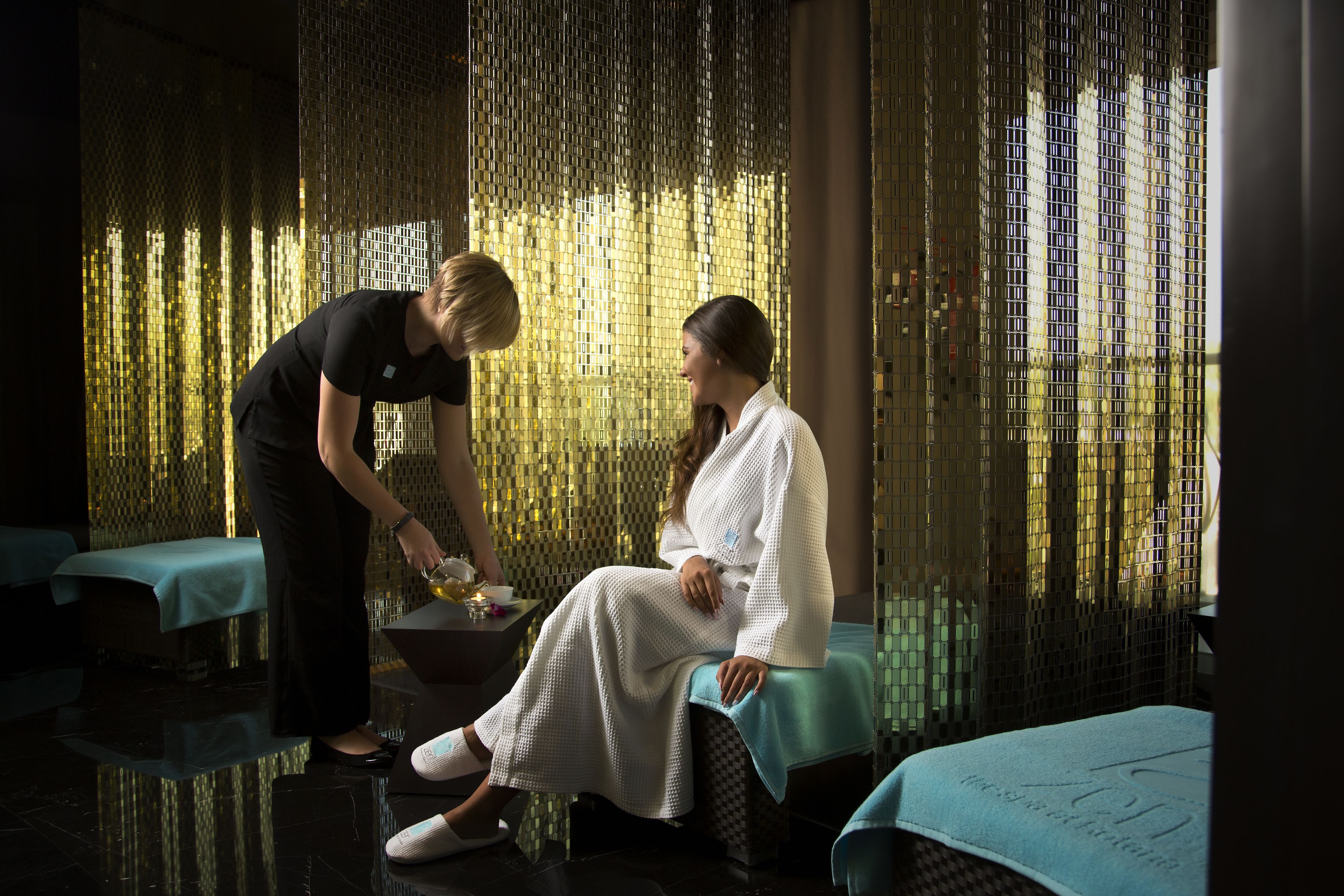 Couples treatment rooms, body treatments, hydrotherapy, aromatherapy
