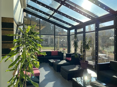 Porch. The Originals Boutique, Hôtel Terminus