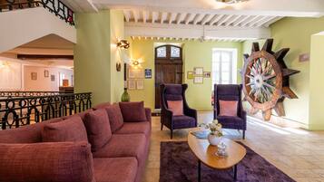 Ruang Istirahat Lobi